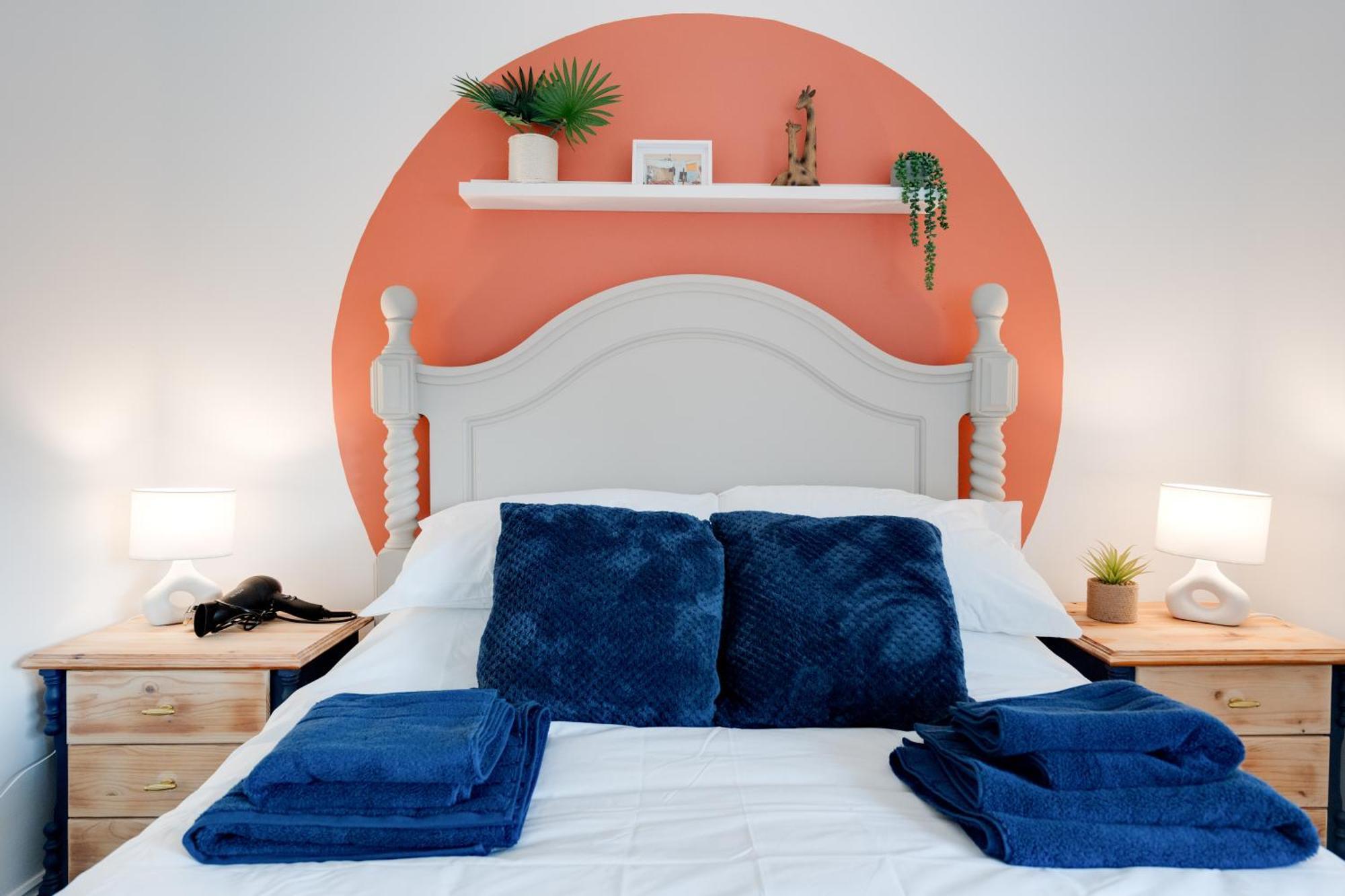 Shawe House - 10 Minute Mcr Airport - Free Parking Villa Wythenshawe Ruang foto